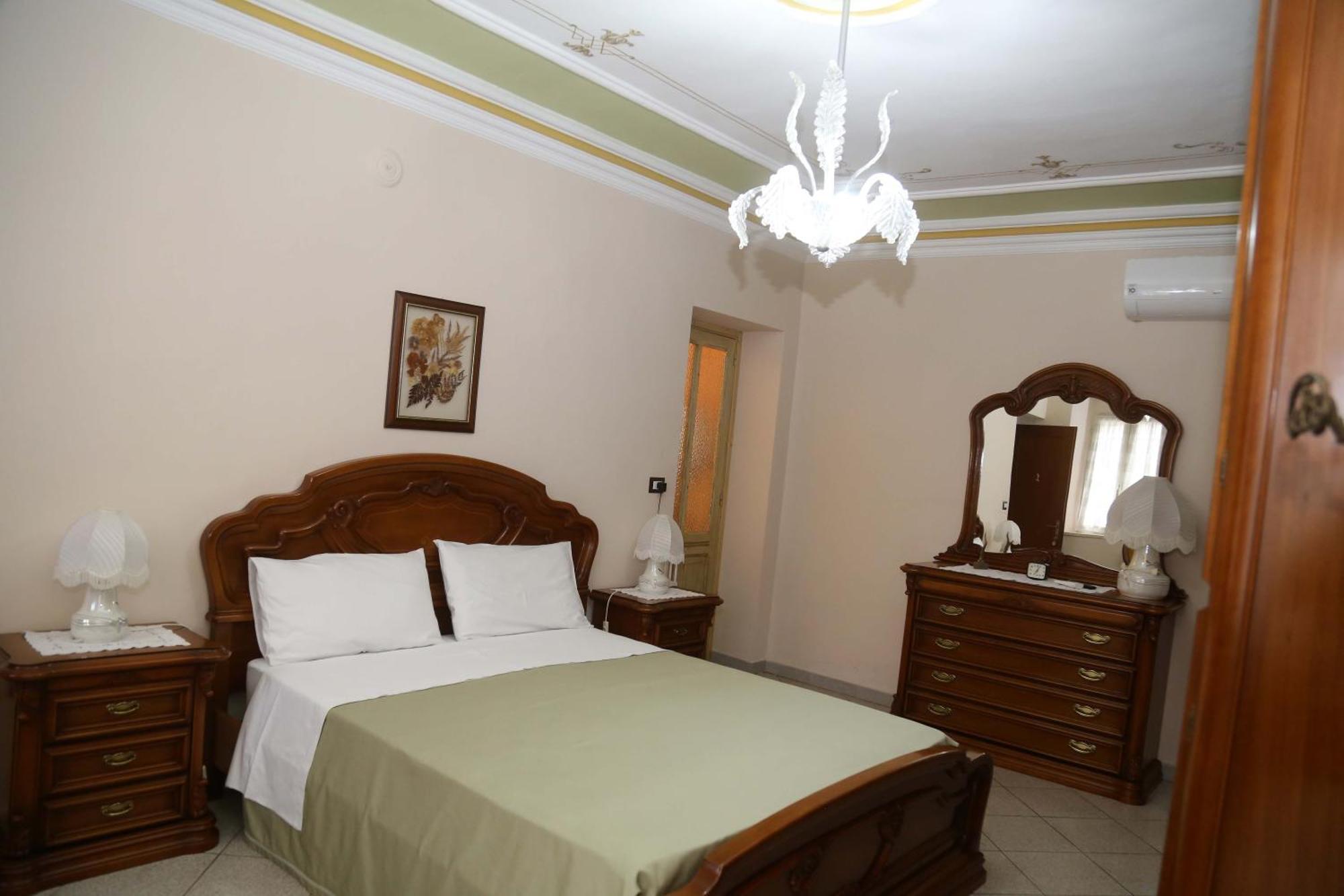 Ca' Dij Sarach Apartment Canelli Bagian luar foto